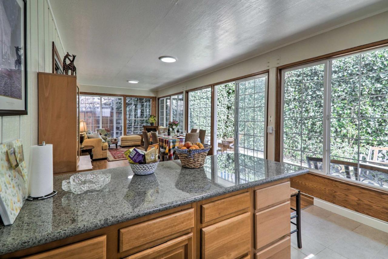 Peaceful Oakland Oasis With Private Yard! Apartment Exterior photo